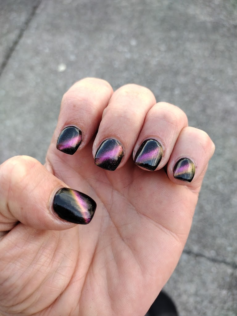 iHeart Nails & Spa 37701