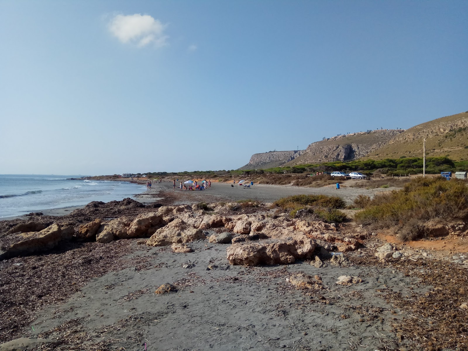 Playa de Carabassi 2'in fotoğrafı küçük koy ile birlikte