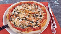 Plats et boissons du Restaurant Pizzeria VALENTINO à Moulins - n°5