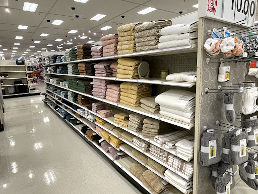 Department Store «Target», reviews and photos, 2747 Gulf to Bay Blvd, Clearwater, FL 33759, USA