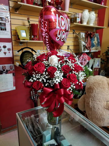 Florist «The Flower Pot & Basket Shop», reviews and photos, 5631 W Madison St, Chicago, IL 60644, USA