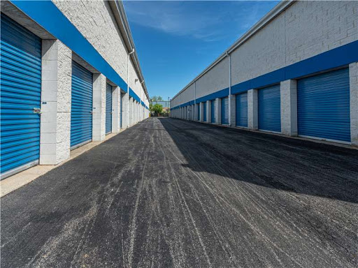 Self-Storage Facility «The Lock Up Self Storage», reviews and photos, 3850 W Devon Ave, Lincolnwood, IL 60712, USA