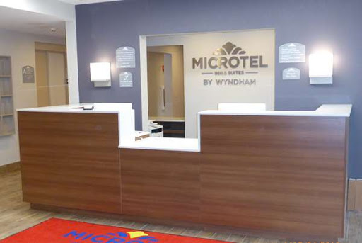 Microtel Inn & Suites by Wyndham Niagara Falls image 4