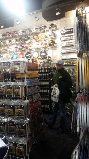 Shopping Mall «Valley West Mall», reviews and photos, 1551 Valley W Dr, West Des Moines, IA 50266, USA