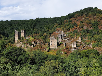 Les Tours de Merle à Saint-Geniez-ô-Merle