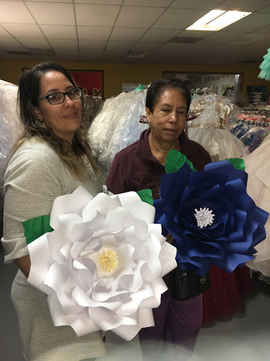 Bridal Shop «Bellas Bridal», reviews and photos, 1907 Lancaster Dr NE, Salem, OR 97305, USA