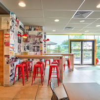 Atmosphère du Restaurant KFC Osny - n°10