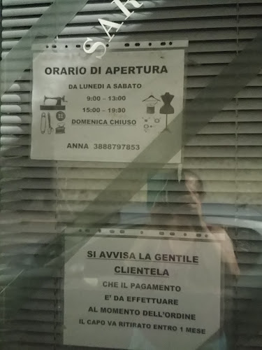 La Sartoria riparazione tessuti e pelle - Via Torcicoda - Firenze