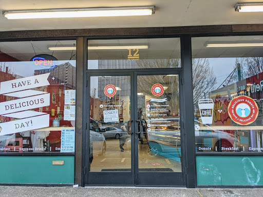 Dessert Shop «Delicious Donuts», reviews and photos, 12 SE Grand Ave, Portland, OR 97214, USA