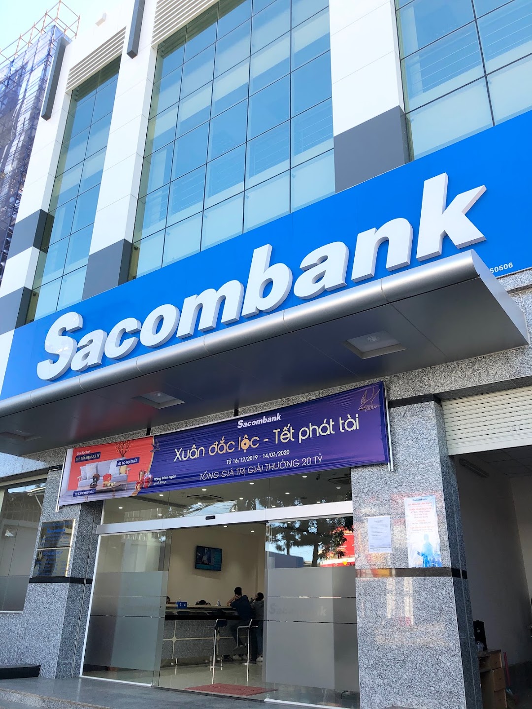 Ngân Hàng Tmcp Sài Gòn Thương Tín (Sacombank)