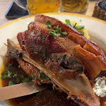 Photo n°2 de l'avis de Marc.l fait le 17/10/2023 à 16:23 sur le  Restaurant Bratwurstglöcklein im Handwerkerhof à Nuremberg