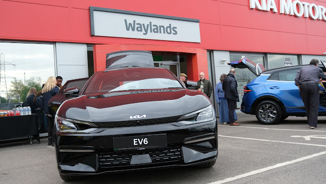 Comments and reviews of Waylands Kia Reading