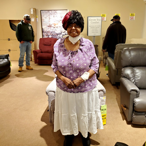 Furniture Store «La-Z-Boy Furniture Galleries», reviews and photos, 7900 W Layton Ave, Greenfield, WI 53220, USA