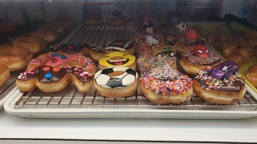 Donut Shop «Denton Donuts», reviews and photos, 505 W University Dr, Denton, TX 76201, USA