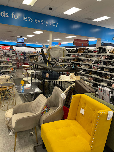 Clothing Store «Ross Dress for Less», reviews and photos, 1030 N Rengstorff Ave, Mountain View, CA 94043, USA