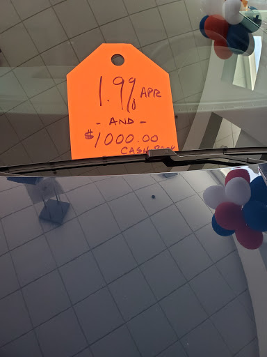 Volkswagen Dealer «Neftin Westlake Volkswagen», reviews and photos, 3550 Auto Mall Dr, Thousand Oaks, CA 91362, USA