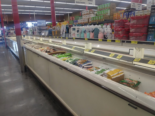 Grocery Store «Grocery Outlet Bargain Market», reviews and photos, 1060 N Wilson Way, Stockton, CA 95205, USA