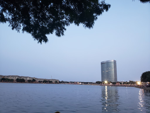 Tourist Attraction «Mandalay Canal Walk at Las Colinas», reviews and photos, 215 Mandalay Canal, Irving, TX 75039, USA