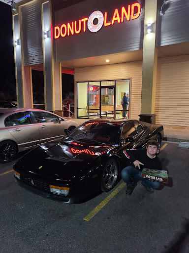 Donut Shop «Donut Land», reviews and photos, 19350 SW Boones Ferry Rd, Tualatin, OR 97062, USA