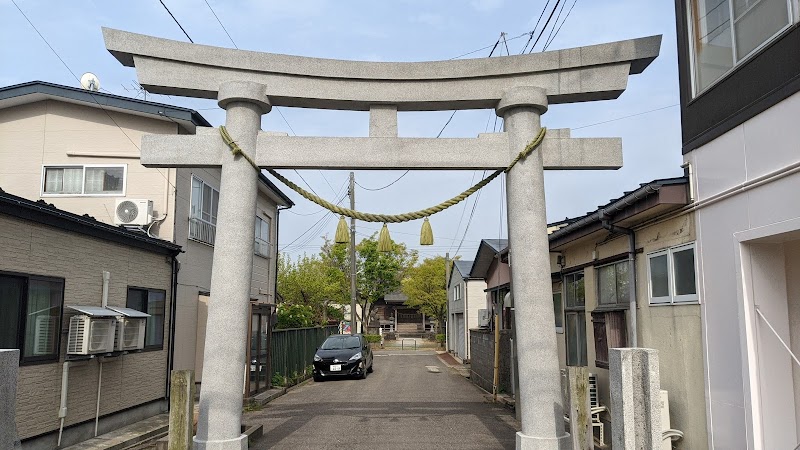 竈神社