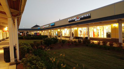Shopping Mall «Gaffney Outlet Marketplace», reviews and photos, 1 Factory Shops Blvd, Gaffney, SC 29341, USA