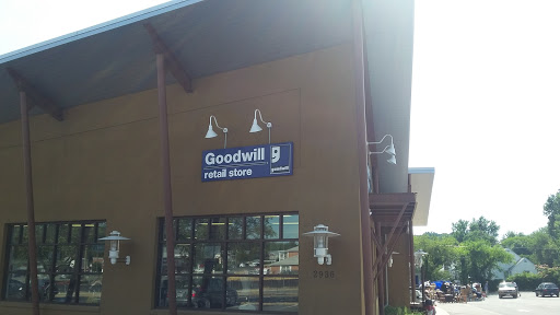 Thrift Store «Goodwill Retail Store & Donation Center», reviews and photos, 2936 Annandale Rd, Falls Church, VA 22042, USA