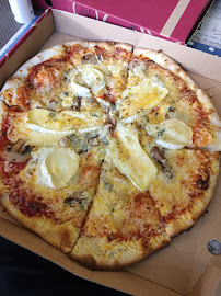 Plats et boissons du Pizzeria Pat'a Pizz à Lapalisse - n°4
