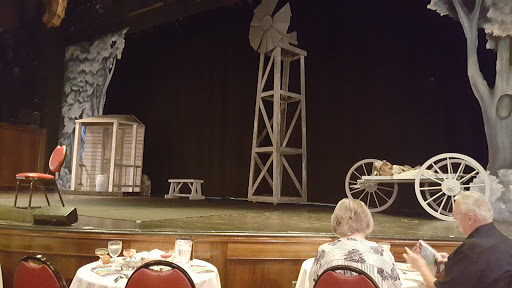 Dinner Theater «Candlelight Pavilion Fine Dining and Musical Theater», reviews and photos, 455 W Foothill Blvd, Claremont, CA 91711, USA