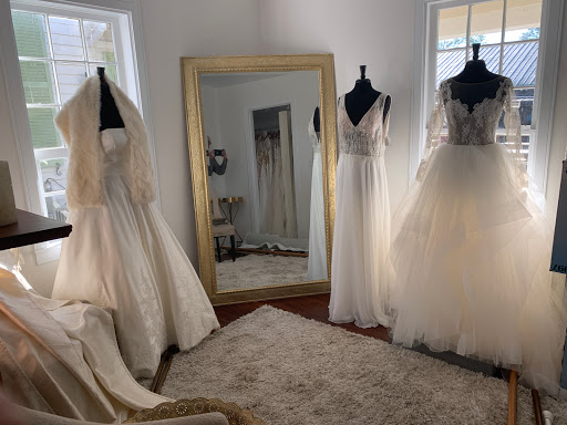 Bridal Shop «Simply Elegant Couture Bridal and Prom», reviews and photos, 410 E Wright St, Pensacola, FL 32501, USA