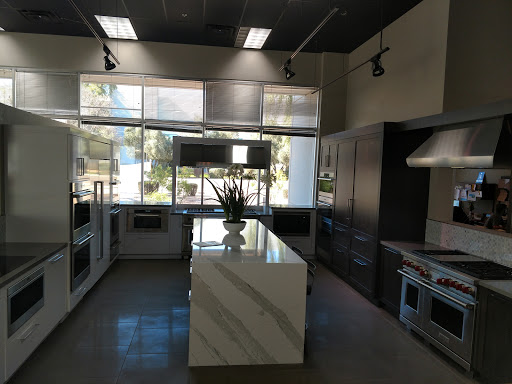 Appliance Store «Monark Premium Appliance Co. and Clearance Center», reviews and photos, 9025 S Kyrene Rd, Tempe, AZ 85284, USA