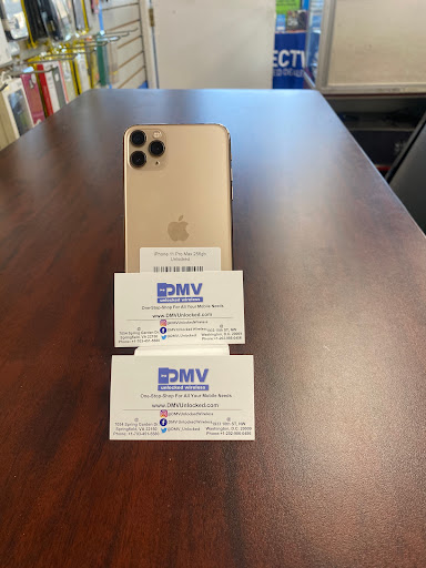 Cell Phone Store «DMV Unlocked Wireless», reviews and photos, 7054 Spring Garden Dr, Springfield, VA 22150, USA