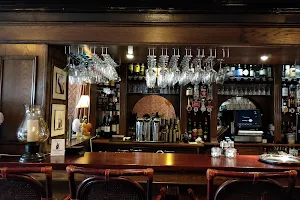 Old Arch Bar & Bistro image