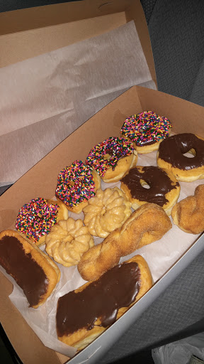Donut Shop «Mary Lou Donuts», reviews and photos, 1830 S 4th St, Lafayette, IN 47905, USA