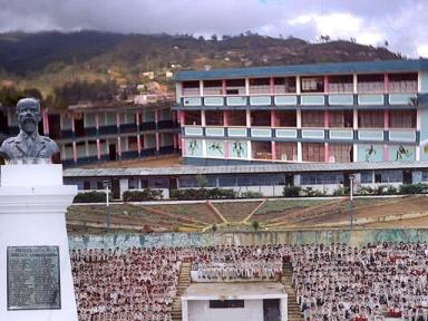 Unidad Educativa "Eloy Alfaro" - Escuela