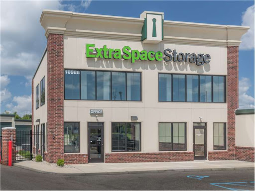 Self-Storage Facility «Allisonville Self Storage», reviews and photos, 10986 Allisonville Office Dr, Fishers, IN 46038, USA