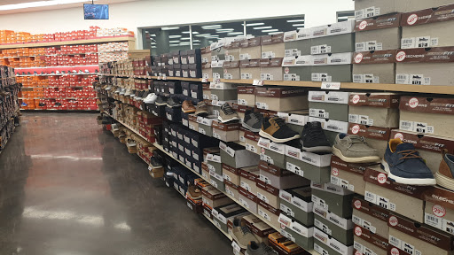 Shoe Store «Famous Footwear», reviews and photos, 4725 E Towne Blvd, Madison, WI 53704, USA