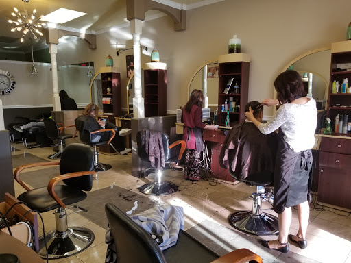 Uniq Salon