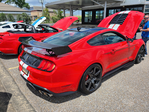 Ford Dealer «Hollingsworth Richards Ford», reviews and photos, 7787 Florida Blvd, Baton Rouge, LA 70806, USA