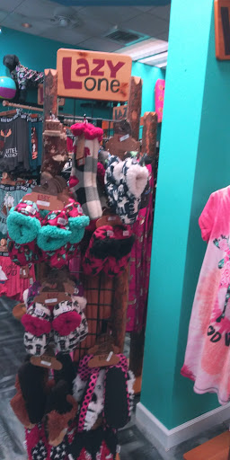 Pet Supply Store «Fuzzybutz Pet Bakery Inc», reviews and photos, 306 State St, St Joseph, MI 49085, USA