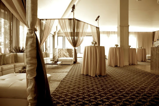 Event Venue «The Foundry at Oswego Pointe», reviews and photos, 320 Oswego Pointe Dr, Lake Oswego, OR 97034, USA