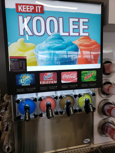 Convenience Store «Kum & Go», reviews and photos, 1605 E Kearney St, Springfield, MO 65803, USA