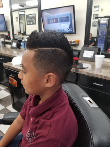 Barber Shop «VIP Barber Shop», reviews and photos, 2824 E Indian School Rd #13, Phoenix, AZ 85016, USA