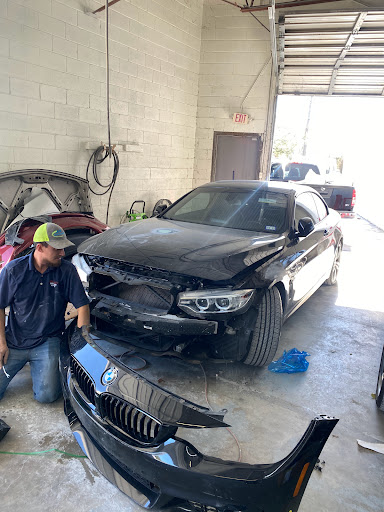 Auto Repair Shop «Regency Auto Repair & Body Shp», reviews and photos, 6935 Almeda Rd, Houston, TX 77021, USA