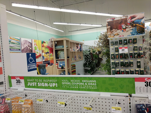 Fabric Store «Jo-Ann Fabrics and Crafts», reviews and photos, 6601 N Davis Hwy #25, Pensacola, FL 32504, USA