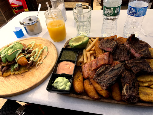 Coffee Shop «Pequeno Coffee Shop», reviews and photos, 8610 Roosevelt Ave #4, Jackson Heights, NY 11372, USA