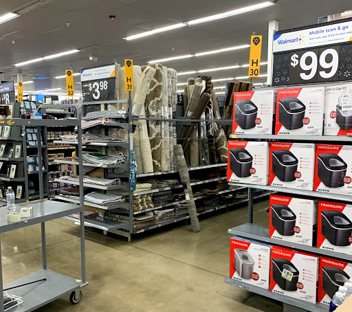 Discount Store «Walmart», reviews and photos, 11930 Acton Ln, Waldorf, MD 20601, USA