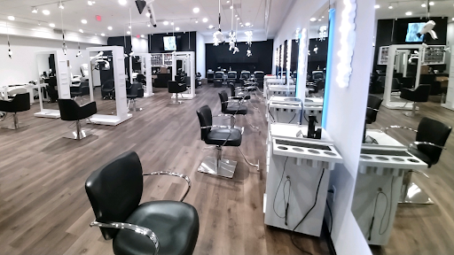 64 Plaza Dr, Chagrin Falls, OH 44022, USA