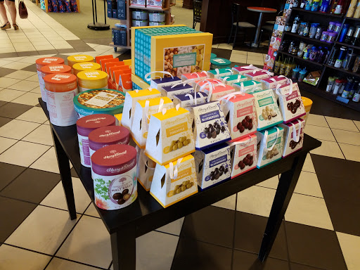 Book Store «Barnes & Noble Booksellers Happy Valley», reviews and photos, 2501 W Happy Valley Rd, Phoenix, AZ 85085, USA