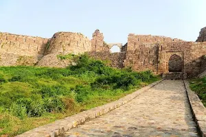 Adilabad Fort, Delhi image