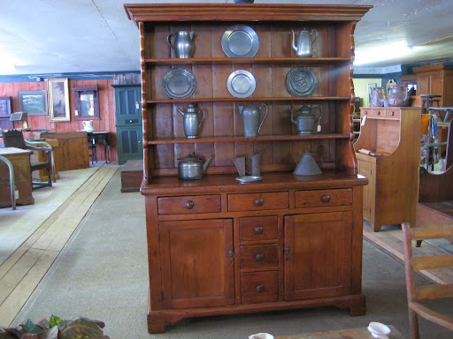 Antique Furniture Store «Hogback Vintage», reviews and photos, 260 Langdell Rd, Johnson, VT 05656, USA
